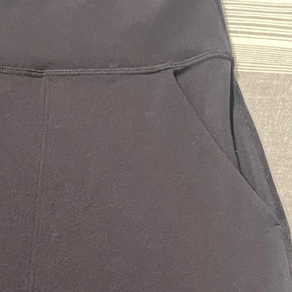 Lululemon 🍋 Align Jogger, black w/pockets, women’s size 14, Great Condition! - Picture 9 of 16